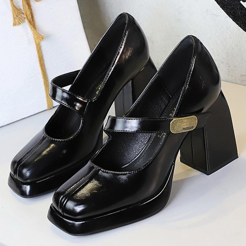 BIGTREE Shoes Retro Chunky Wom - Shoe Tree 评论和价格